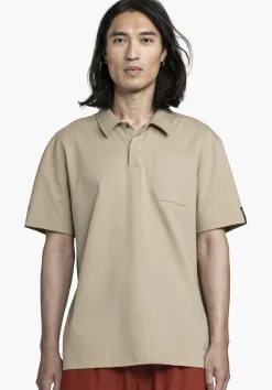 Stretch-Polo mit strukturiertem Gewebe